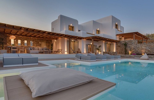 Kalafatis Villa | Villa Eden: Family-Friendly Retreat with Pool & BBQ