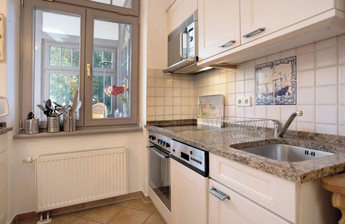 Heringsdorf Villa | Villa 'Effi-Briest-' with Mountain View, Private Terrace and Wi-Fi