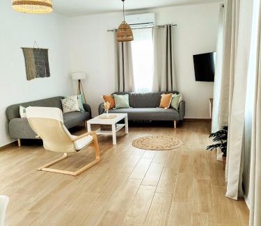 Krotiri Apartment | Family-Friendly Villa Eftychia with Excellent 9/10 Guest Rating