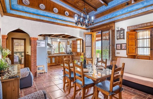 Salar Cottage | Top-Rated Villa El Lote Salar with Pool & Spa Amenities