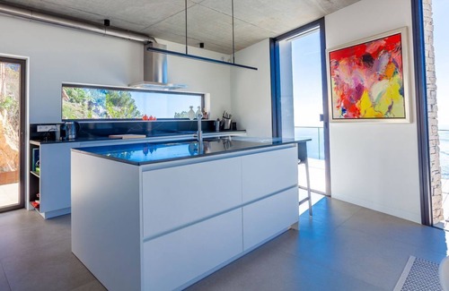 Tamariu House | Villa El Mirador - Inviting House with Pool in Begur