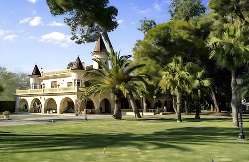 Denia Villa | Villa 'El Palacete' with Mountain View, Private Pool and Wi-Fi