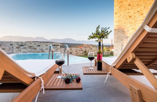 Sivas Villa | Relaxing Oceanfront Villa Eleana with Private Pool in Crete