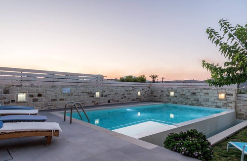 Sivas Villa | Relaxing Oceanfront Villa Eleana with Private Pool in Crete