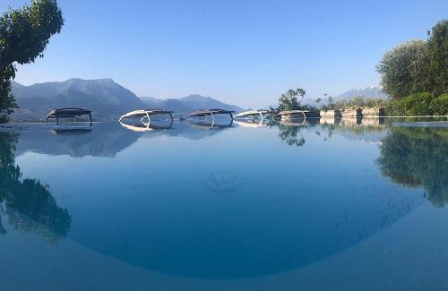 Manerba del Garda House | Beachfront Villa Elena: Family-Friendly Ocean View Retreat