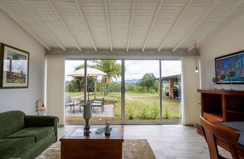 San Antonio de Pereira Villa | Family-Friendly Getaway at Villa Elena - Rated 7/10