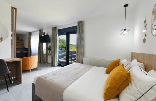 Grabovac Apartment | Villa Elena: Family-Friendly Retreat with Top Guest Ratings