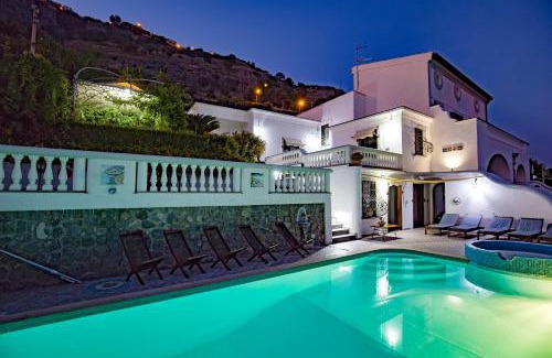 Conca dei Marini Villa | Villa Elena: Pet-Friendly Retreat with Oceanfront Views