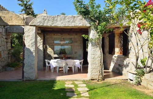 Sant'Elmo House | Villa Eleonora: Relax on Sant Elmo's Beautiful Beaches