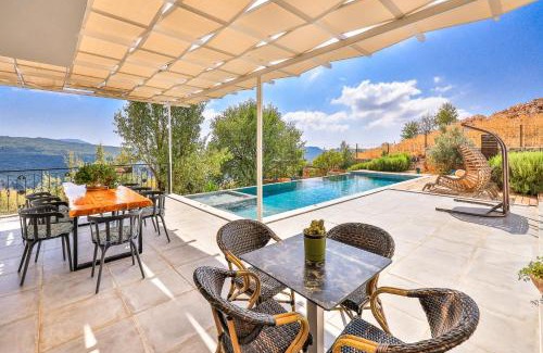 Kas Villa | Villa Elit - Kaş: 10/10 Stay with Oceanfront Pool & Hot Tub