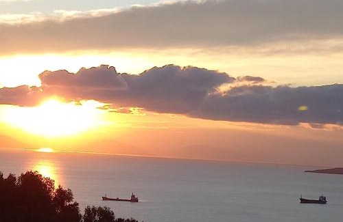 Pirgi Apartment | Villa Elli: Scenic Views with Family-Friendly Amenities