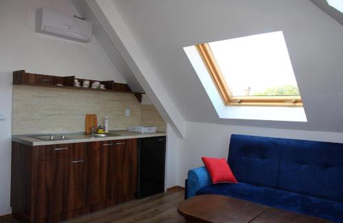 Kiten Villa | Villa Elmar: Pet-Friendly Oceanfront Retreat with Breakfast