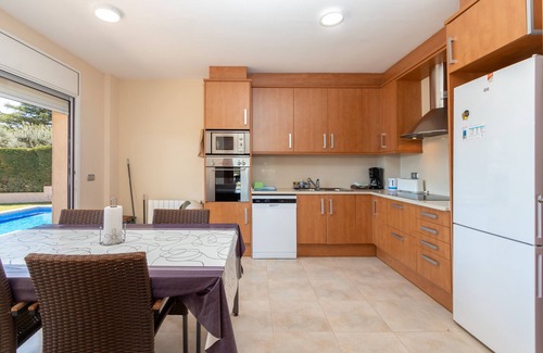 Calonge Villa | Villa Elodia: Garden Oasis with Pool & Ocean View