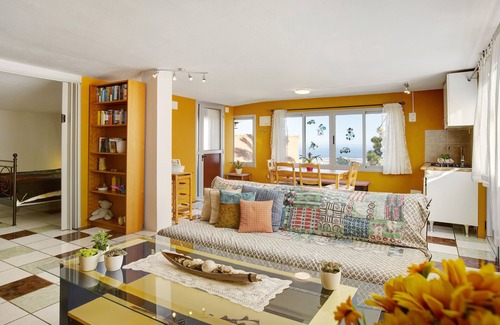 Telde House | Villa Elsa: Sea View Escape with Spa & Terrace Amenities