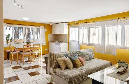 Telde House | Villa Elsa: Sea View Escape with Spa & Terrace Amenities