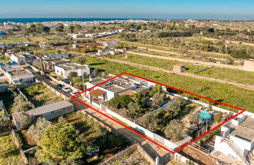 Torre San Giovanni Villa | Villa Emanuele con piscina