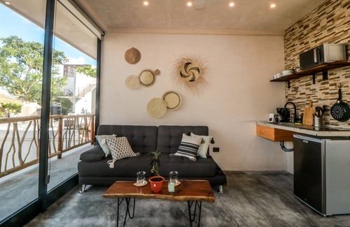 Tulum City Center Villa | Villa Emilia Tulum: Downtown Getaway with Inviting Pool