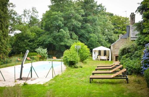 Langoelan Villa | Elegant Villa in Langoelan with Private Pool Escape