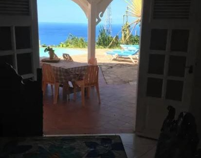 Le Carbet Villa | Villa Enchantée avec Vue sur mer et Piscine au Carbet