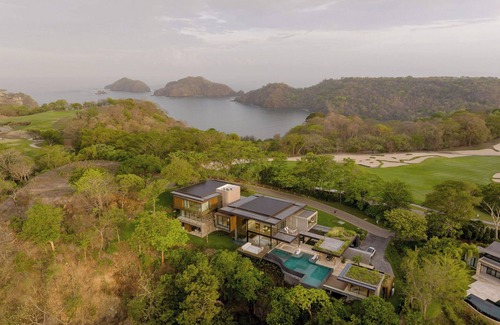 Papagayo Peninsula House | Elegant Bay-View Villa at Peninsula Papagayo with Spa