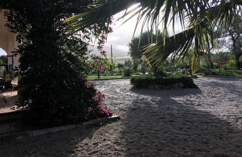 Arcos de la Frontera House | Villa Entre Montagne et Mer: Family-Friendly & Pet Welcoming