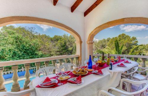 Mar Azul Villa | Relaxing Villa Enzo with Pool and Child-Friendly Amenities