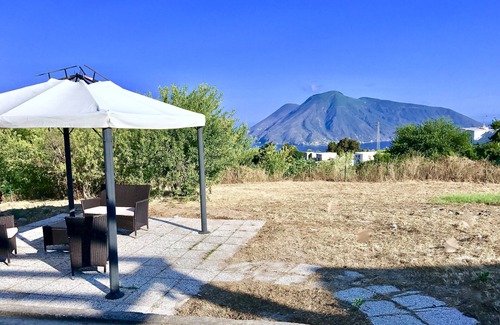 Quattropani Villa | VILLA EOLIA: Oceanfront Retreat with 10/10 Guest Ratings