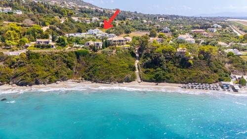Minia Villa | Villa Erato - Elysian Villas, Steps from the Beach & Pool
