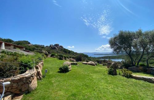 Valle Dell'Erica Villa | Idyllic Villa Erica: Pet-Friendly Stay with Ocean Views