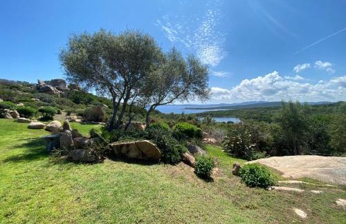 Valle Dell'Erica Villa | Idyllic Villa Erica: Pet-Friendly Stay with Ocean Views