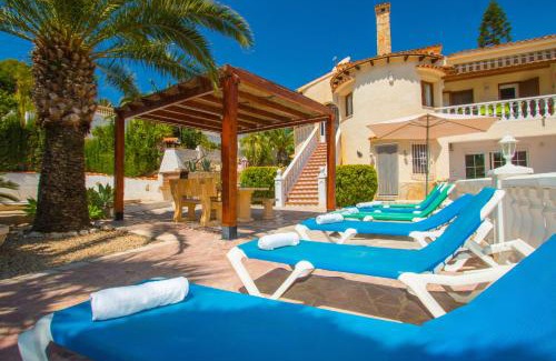 La Canuta Villa | Discover Villa Erik: A Family-Friendly 4-Star Retreat