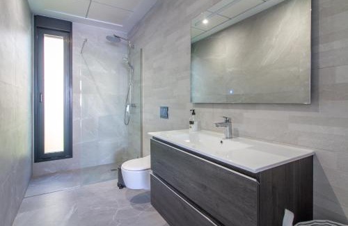 Finestrat Villa | Guest Rated 10/10: Villa Esmeralda 20 with Pool Access