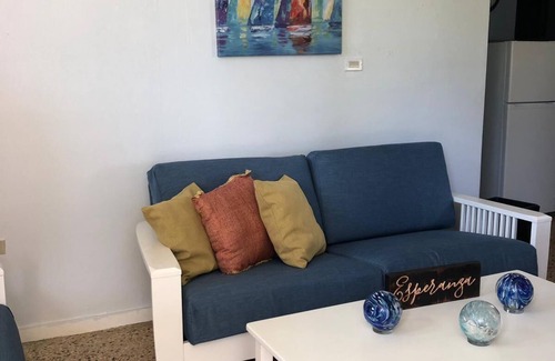 Islote House | Discover Villa Esperanza Beach House with Oceanfront Serenity