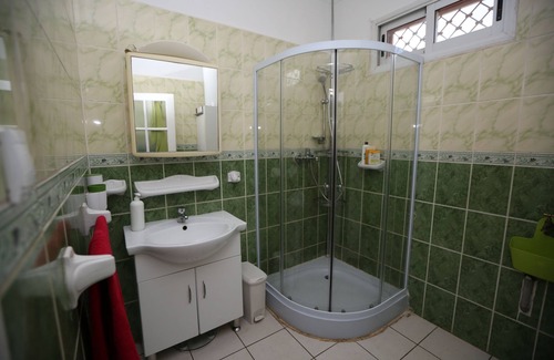 Antananarivo Avaradrano Apartment | Eco-Friendly Villa Espoir: Family and Pet Friendly Retreat