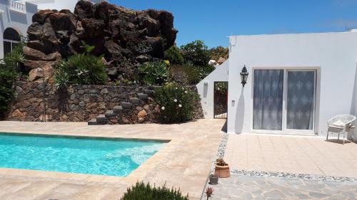 Conil Villa | Villa Essence: Oceanfront Retreat with Private Pool & Hot Tub
