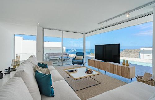 Callao Salvaje Villa | Oceanfront Bliss at Villa Retama - Casangular by Upper