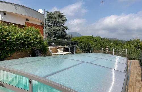 Viagrande Villa | Experience Villa Etna with Pool and Spa near Mount Etna