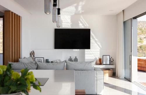 Peyia Town Villa | Villa Euphoria: Oceanfront Retreat with Pool and More