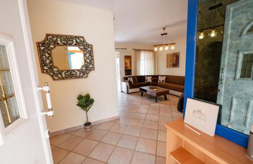 Poros House | Discover Villa EuphoRia: Family-Friendly Getaway in Poros