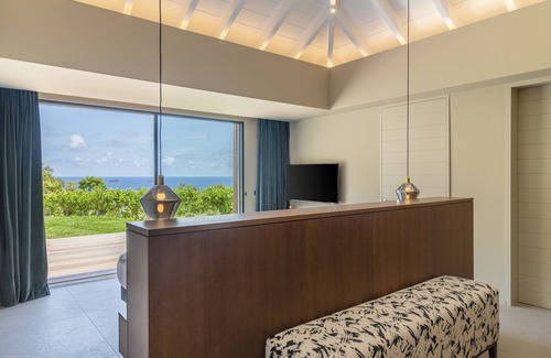 Colombier Villa | Villa Eva: Oceanfront Retreat with Private Pool in Colombier