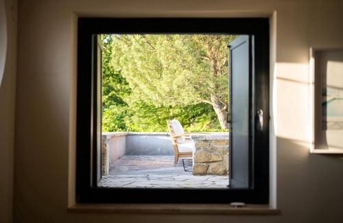 Opatija House | Villa Evelina Eselboeck: Idyllic Terrace & Oceanfront Bliss
