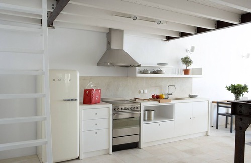 Pyrgos Hotel | Experience Villa Fabrica Santorini: Ocean View and Pool