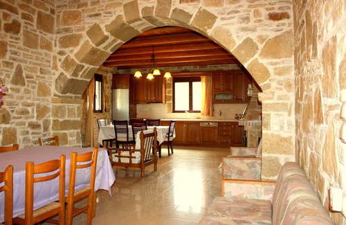 Faneromeni House | Villa Fabrika: Cozy Stone Home in a Picturesque Village