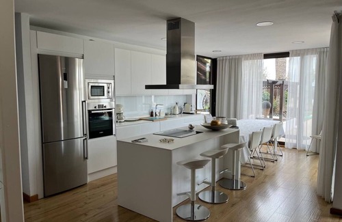 Palma de Mallorca Villa | Beachfront Villa with Pool & Garden - Perfect for Families