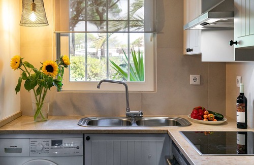 Cascais House | Golf View Villa: Top-Rated Comfort Minutes from the Beach