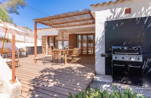 Olivella Villa | Villa Falco: Cozy Holiday Villa with Private Pool & Pets Welcome