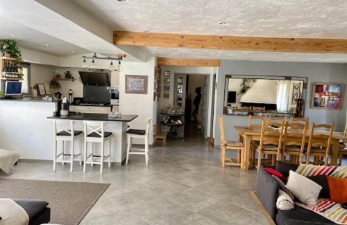 La Grand-Chile Villa | Family Villa with Pool and Spa near Valbonne