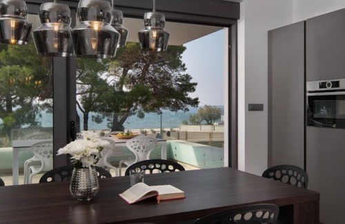 Fazana Apartment | Top-Rated Villa Fasana with Ocean View and Spa Amenities