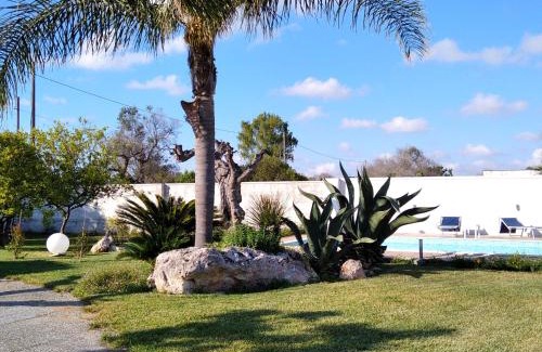 Monteroni di Lecce House | Villa Federico: Family-Friendly Retreat with Pool & 9.9 Rating