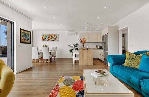 Zelenka Villa | Villa Festina Lente: Guest Rated 10/10 with Heated Pool